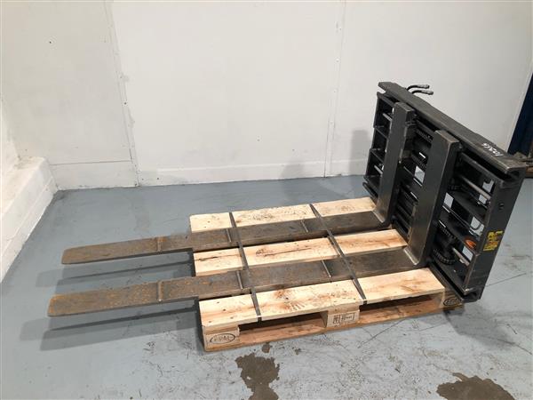 Grote foto griptech shift2end vorkversteller agrarisch heftrucks