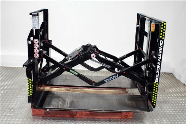 Grote foto bolzoni push pull agrarisch heftrucks