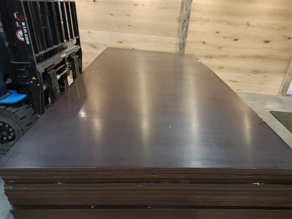 Grote foto betonplex 18mm eucalyptus 153x305 cm anti slip doe het zelf en verbouw hout en planken
