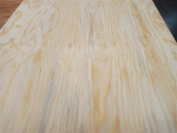 Grote foto underlayment plaat 18mm 59x242cm radiata pine doe het zelf en verbouw hout en planken