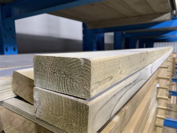 Grote foto 45x95mm gewolmaniseerde vuren 480cm doe het zelf en verbouw hout en planken