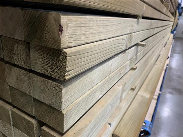 Grote foto 45x95mm gewolmaniseerde vuren 480cm doe het zelf en verbouw hout en planken