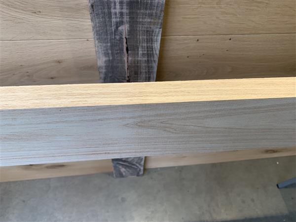 Grote foto 26x130 mm meranti balk geschaafd 305 cm lengte doe het zelf en verbouw hout en planken