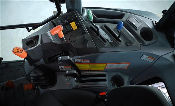Grote foto solis 50 shuttle xl black edition agrarisch tractoren