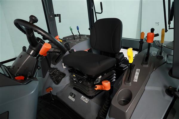 Grote foto solis 50 shuttle xl black edition agrarisch tractoren