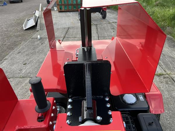 Grote foto kraffter 22t houtklover kohler 196cc horizontaal agrarisch mechanisatie