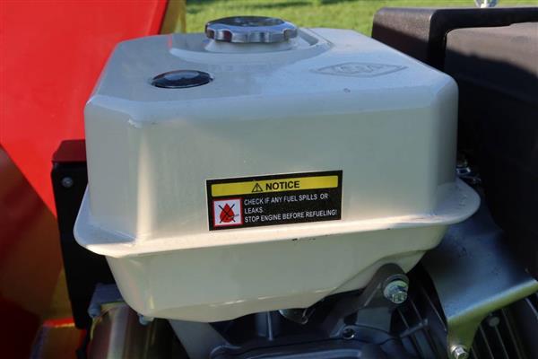 Grote foto kraffter takken bio versnipperaar met benzine motor agrarisch mechanisatie