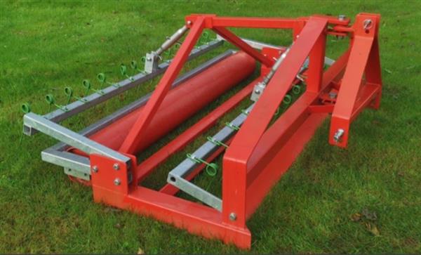 Grote foto kraffter bodemvlakker spoorvolgend 220 agrarisch mechanisatie
