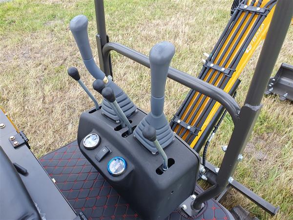 Grote foto sigma mini graafmachine sg 10 980kg minigraver graafkraan agrarisch mechanisatie