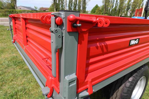 Grote foto imeg kipper 4 ton 3 zijdig kippend export agrarisch mechanisatie