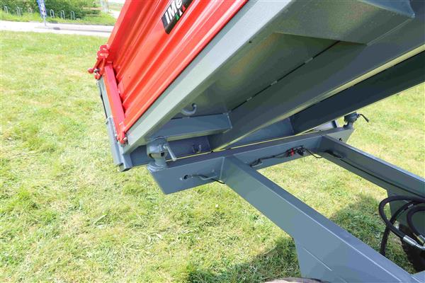 Grote foto imeg kipper 4 ton 3 zijdig kippend export agrarisch mechanisatie