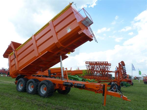 Grote foto laumetris ptl 30 landbouwkipper agrarisch mechanisatie
