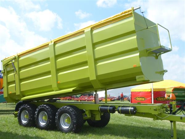 Grote foto laumetris ptl 30 landbouwkipper agrarisch mechanisatie