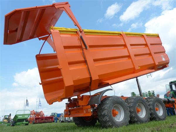 Grote foto laumetris ptl 30 landbouwkipper agrarisch mechanisatie