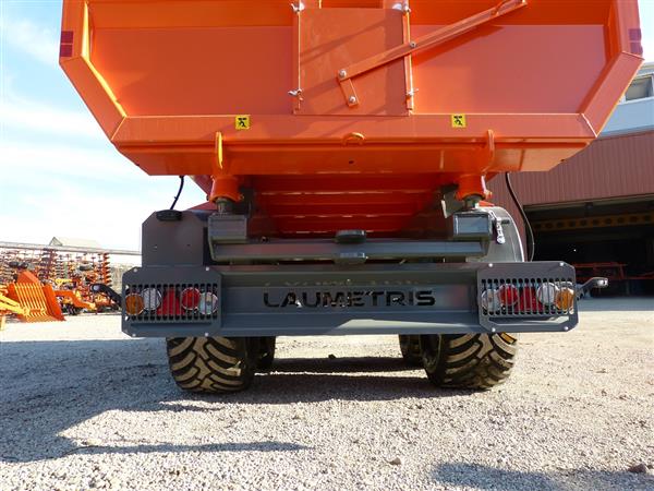 Grote foto laumetris ptl 20 landbouwkipper agrarisch mechanisatie