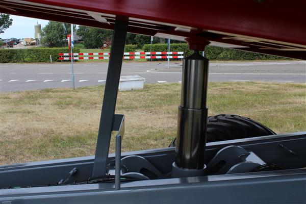 Grote foto laumetris ptl 12 landbouwkipper agrarisch mechanisatie