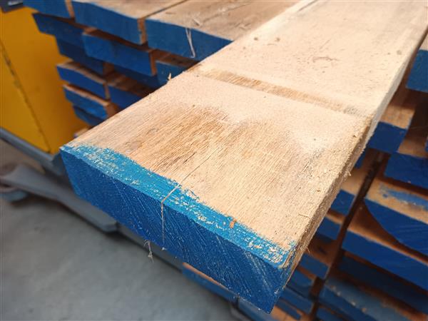 Grote foto 50x200mm ruw eiken 300cm doe het zelf en verbouw hout en planken