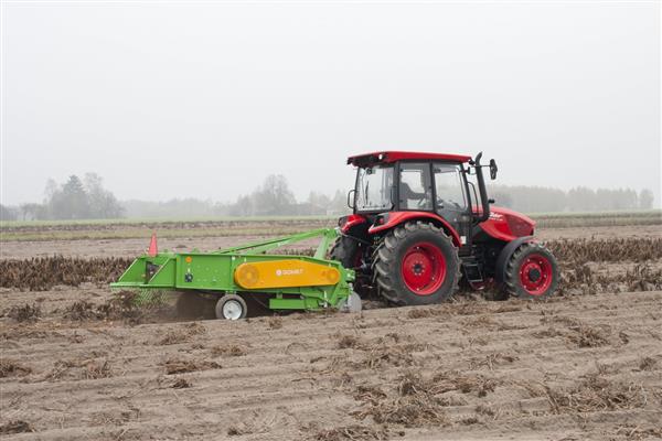 Grote foto bomet aardappelrooimachine 2 rijen z656 agrarisch mechanisatie