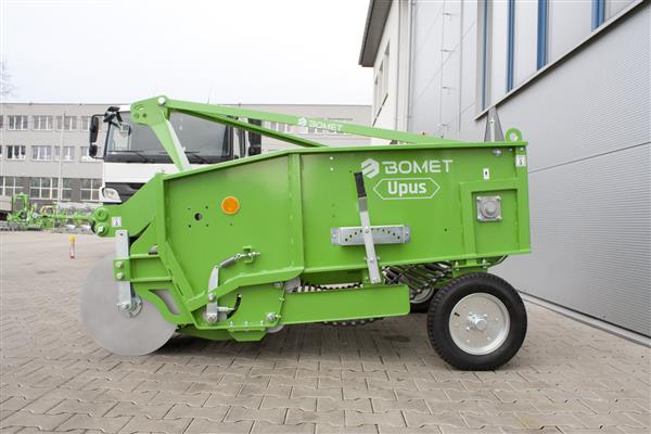 Grote foto bomet aardappelrooimachine 2 rijen z656 agrarisch mechanisatie