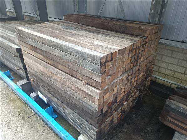 Grote foto 60x60mm circulair hard hout 1.25m doe het zelf en verbouw hout en planken