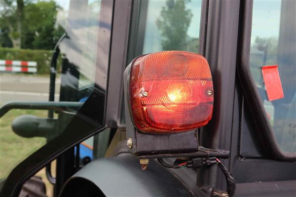 Grote foto solis 75 4wd smalspoor export agrarisch tractoren