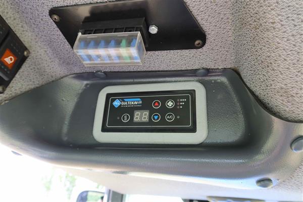 Grote foto solis 75 4wd smalspoor export agrarisch tractoren