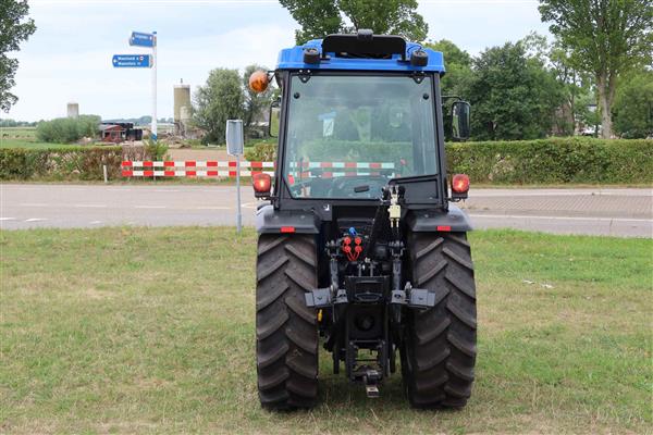 Grote foto solis 75 4wd smalspoor export agrarisch tractoren
