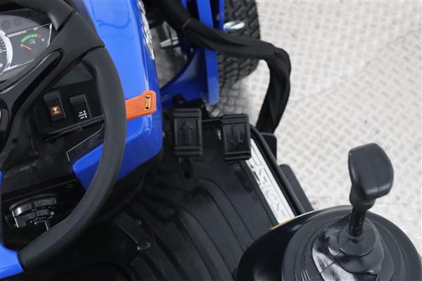 Grote foto solis 26 4wd hydrostaat agrarisch tractoren