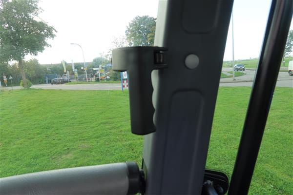 Grote foto solis 60 4wd cabine agrarisch tractoren