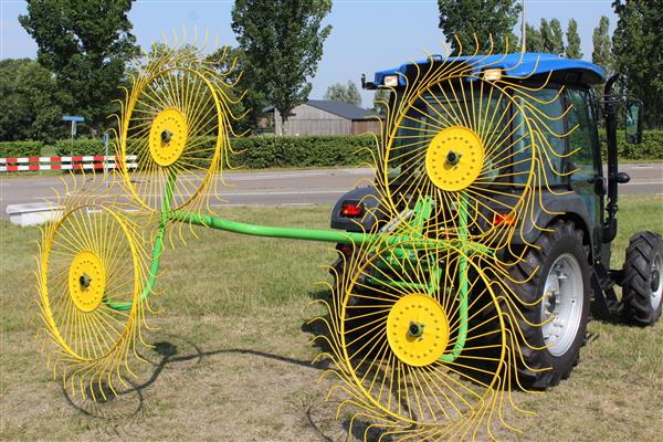 Grote foto kraffter acrobaathark tuin en terras grasmaaiers