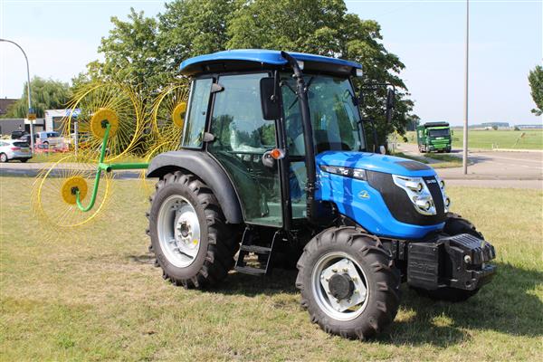 Grote foto kraffter acrobaathark tuin en terras grasmaaiers