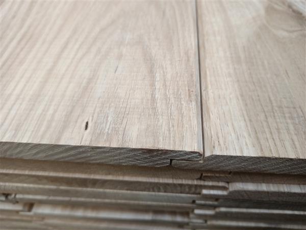 Grote foto 19x155mm eiken half rabat 300cm dakbeschot doe het zelf en verbouw hout en planken