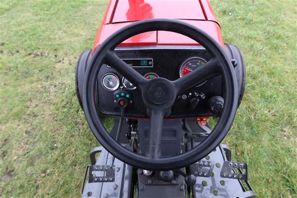Grote foto massey ferguson 375 2wd agrarisch tractoren
