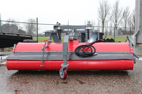 Grote foto kraffter veegmachine 2.00m doe het zelf en verbouw gereedschappen en machines