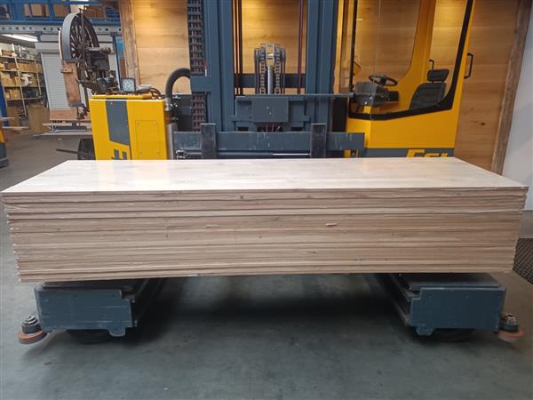 Grote foto 18 mm eikenmeubelpaneel 800x2800mm doe het zelf en verbouw hout en planken
