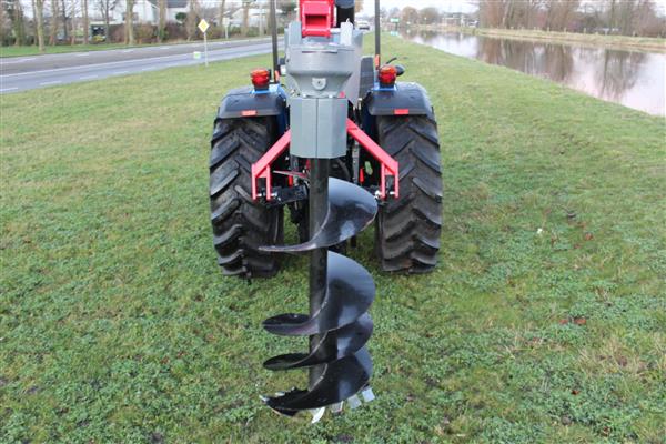 Grote foto kraffter grondboor frame mechanisch agrarisch mechanisatie