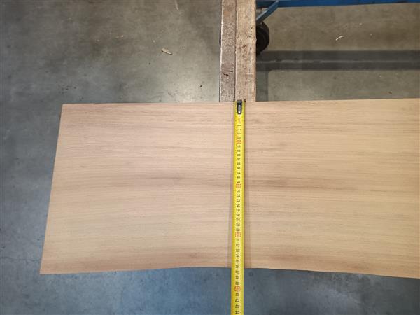 Grote foto 61 mm iroko schaaldeel w26 250cm 36 36 37cm doe het zelf en verbouw hout en planken