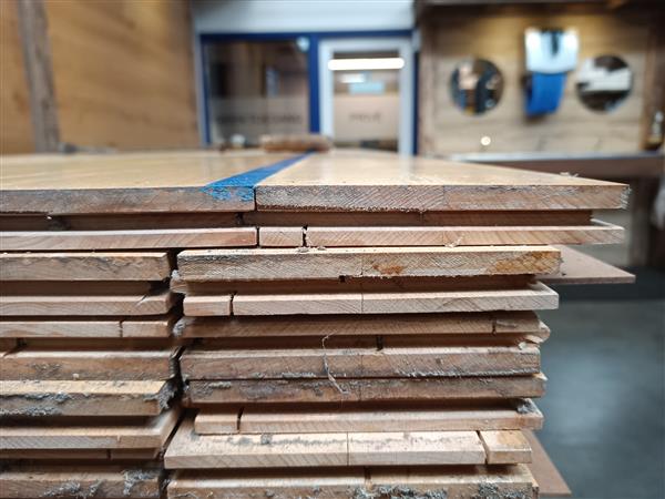 Grote foto gymzaalvloer beuken 21x130mm 250cm doe het zelf en verbouw hout en planken