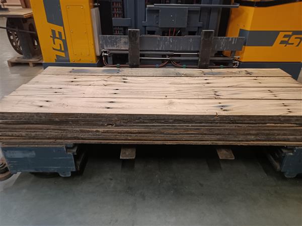 Grote foto 20x250 mm eikenhouten spoorplanken 260 cm lengte doe het zelf en verbouw hout en planken