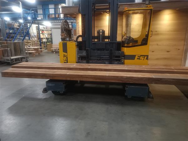 Grote foto 80x205mm iroko ruw 545cm doe het zelf en verbouw hout en planken