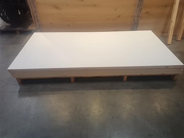 Grote foto 16mm 122x244cm mdf wit 2e keus doe het zelf en verbouw hout en planken
