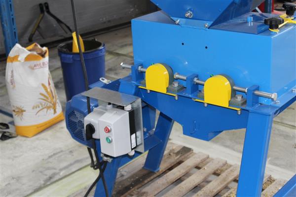 Grote foto kraffter graanpletter agrarisch mechanisatie