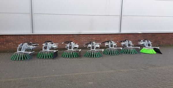 Grote foto hydraulisch aangedreven onkruidborstel doe het zelf en verbouw gereedschappen en machines