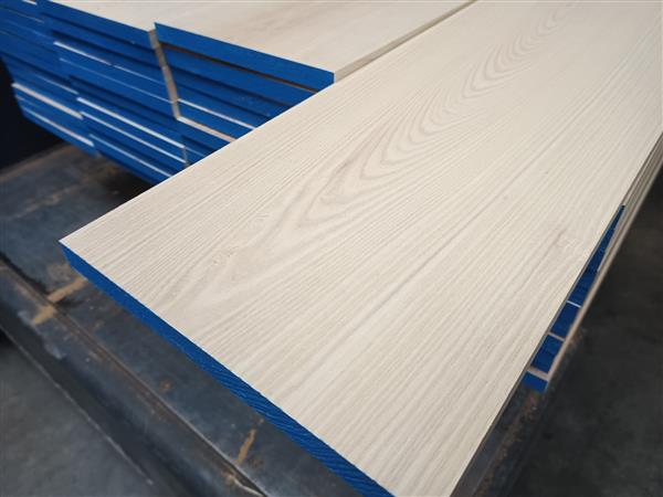 Grote foto 20x240mm 245cm essen doe het zelf en verbouw hout en planken