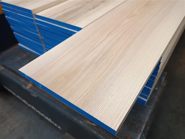 Grote foto 20x280mm 245cm essen doe het zelf en verbouw hout en planken