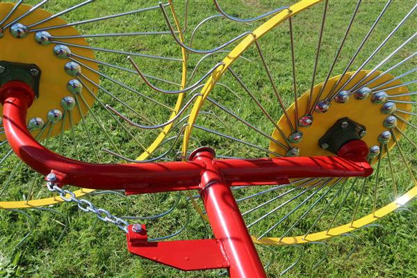 Grote foto kraffter acrobaathark mini agrarisch mechanisatie