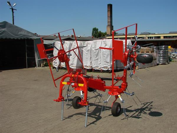 Grote foto kraffter schudder hooikeerder 5.2m 4 rotors agrarisch mechanisatie