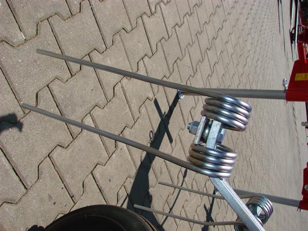 Grote foto kraffter schudder hooikeerder 5.2m 4 rotors agrarisch mechanisatie