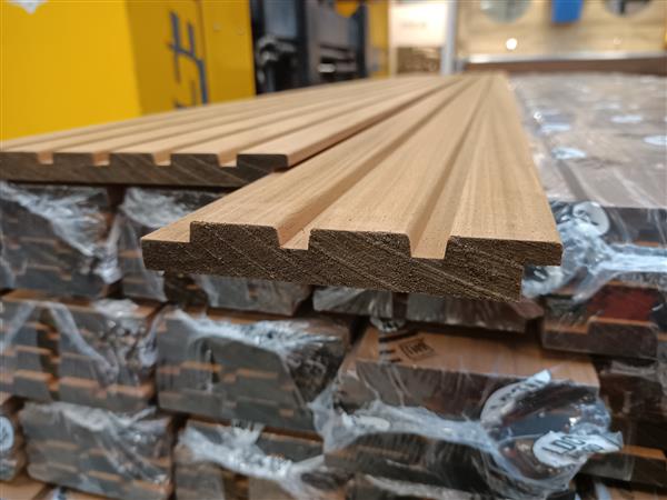 Grote foto 20x130mm 425cm ayous triple rhombus profiel doe het zelf en verbouw hout en planken
