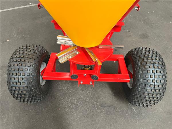 Grote foto kraffter zoutstrooier 200l getrokken agrarisch mechanisatie